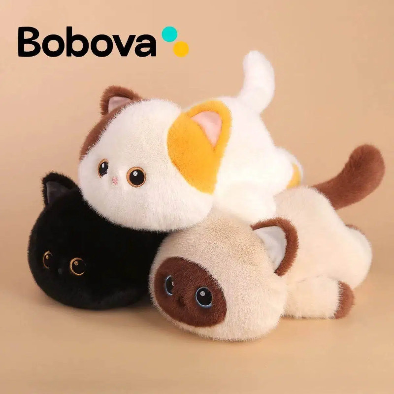 正版波波娃三花猫毛绒抱睡公仔