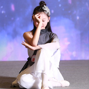 儿童古典舞演出服女童扇子舞伞舞左手指月舞蹈服学生民族古风练功