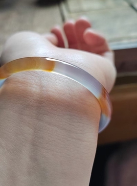 54圈口天然原色无烧无染色马料玉髓手镯强荧光飘花玛瑙包邮