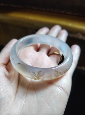 51圈口天然玛瑙手镯女款原色无烧无染色淡马料草花冰种玉髓玉镯