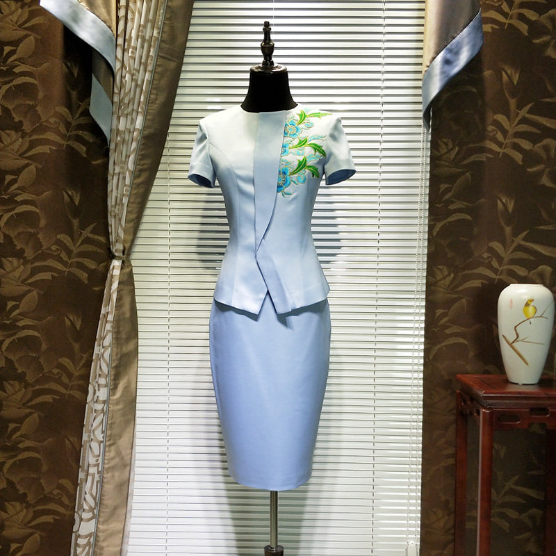 演讲主持人服装话剧舞台演员中式套装个性小西装诗词比赛制服定制在类目 女装/女士精品, 套装/学生校服/工作制服, 职业女裙套装中 - 来自Buy2taobao.com提供专业的淘宝代购服务