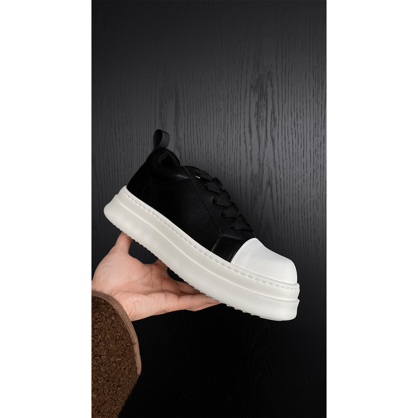 龙叨叨秋冬新品简约百搭休闲运动板鞋男潮牌低帮厚底增高系带男鞋