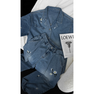 龙叨叨夏季新品刺绣花朵设计感短袖牛仔衬衫套装复古休闲牛仔裤男