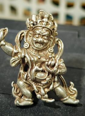 古玩杂项复古收藏铜器 藏传文化牌 白铜包浆大黑天护法 吊坠 利马