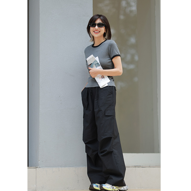 ise“活力机能”系列黑色户外工装风休闲长裤P2510622