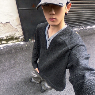 cleanfit浅灰色假两件拼接v领毛衣男款秋冬老钱风慵懒内搭针织衫