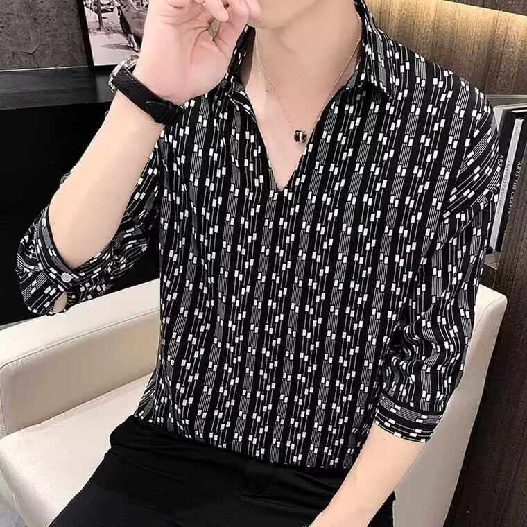 冰丝短袖男t恤V领夏季潮流宽松