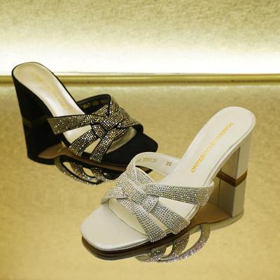 皇冠专柜正品Roberta诺贝达女鞋