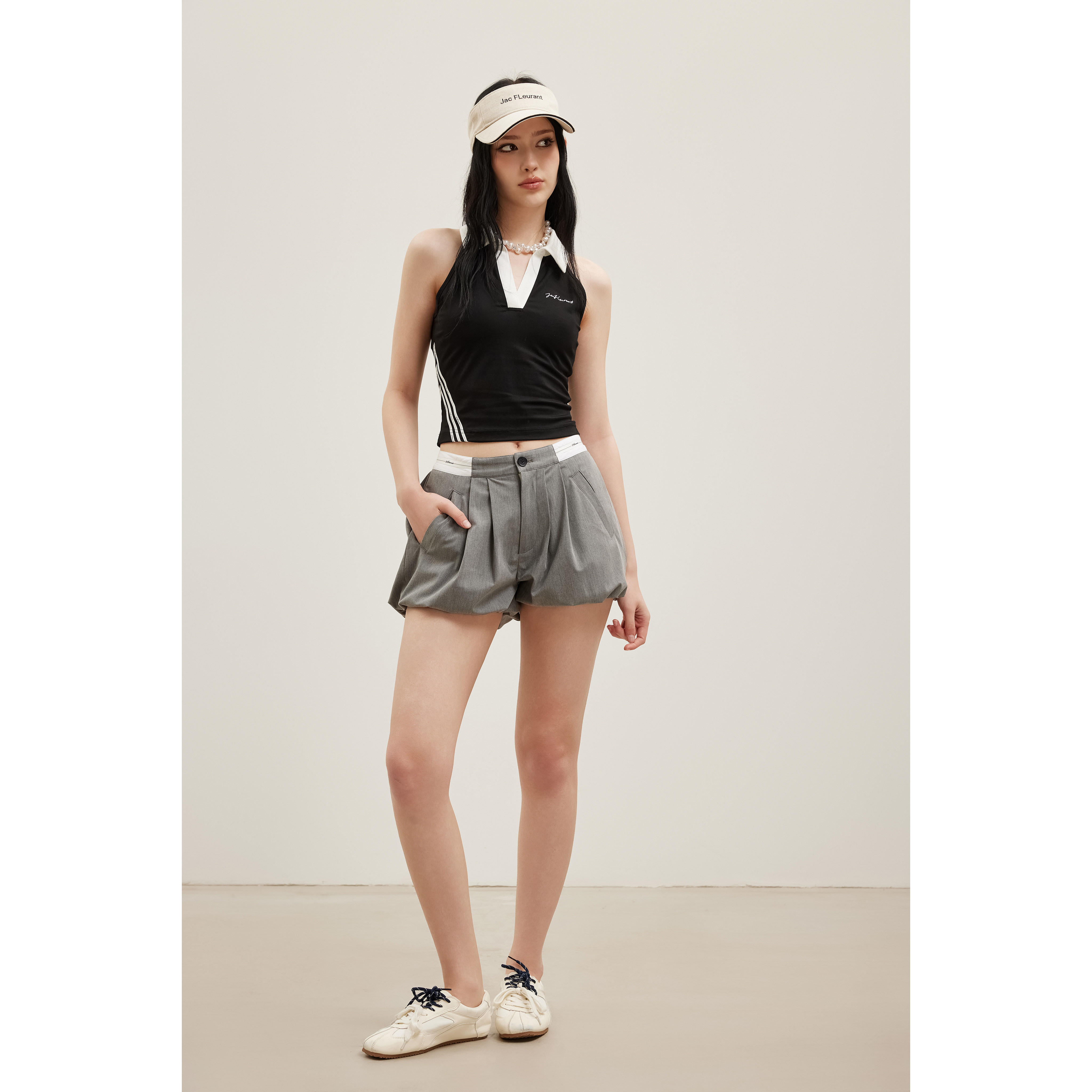 春夏新款POLO领刺绣LOGO背心女