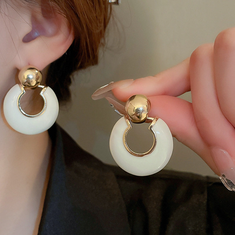法式轻奢圆环耳坠小众设计感2026新款耳环夏季高级感气质百搭耳饰