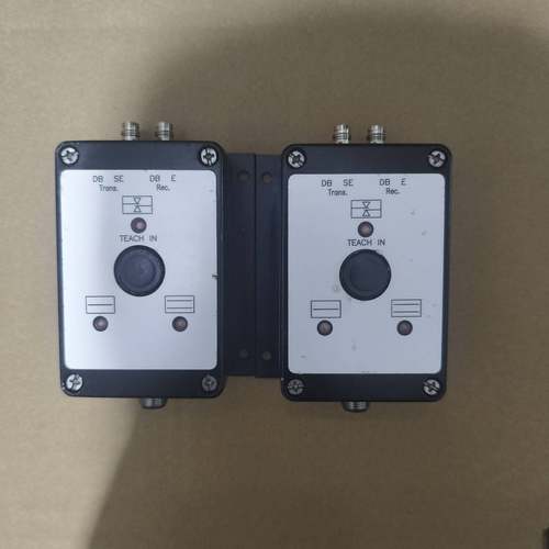 询价购-Leuze劳易测双张传感器VDB112B/6P，实图