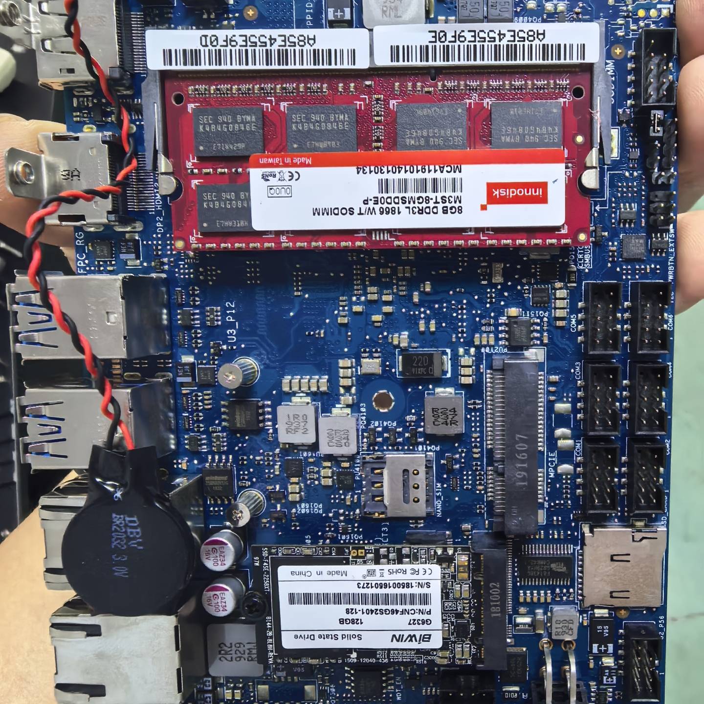 询价购-二手主板 PE200S/E334S，INTEL E3-394