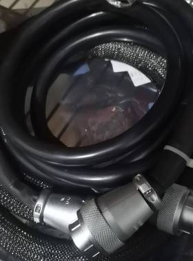 询价购-26芯 shortened航空RIES连接线，线长2米，