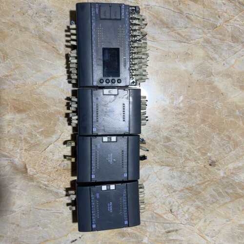 议价~KEYENCE基恩士PLC模块 KV-40DT+KV-E16~可维修