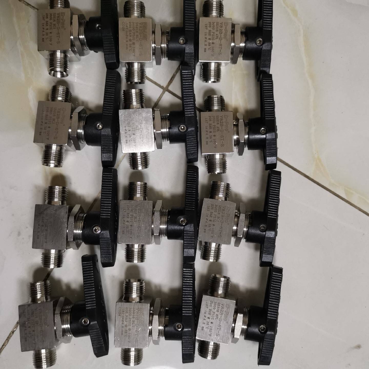 询价购-D-PRO 316L不锈钢开关球阀 V82B-D-6T-S