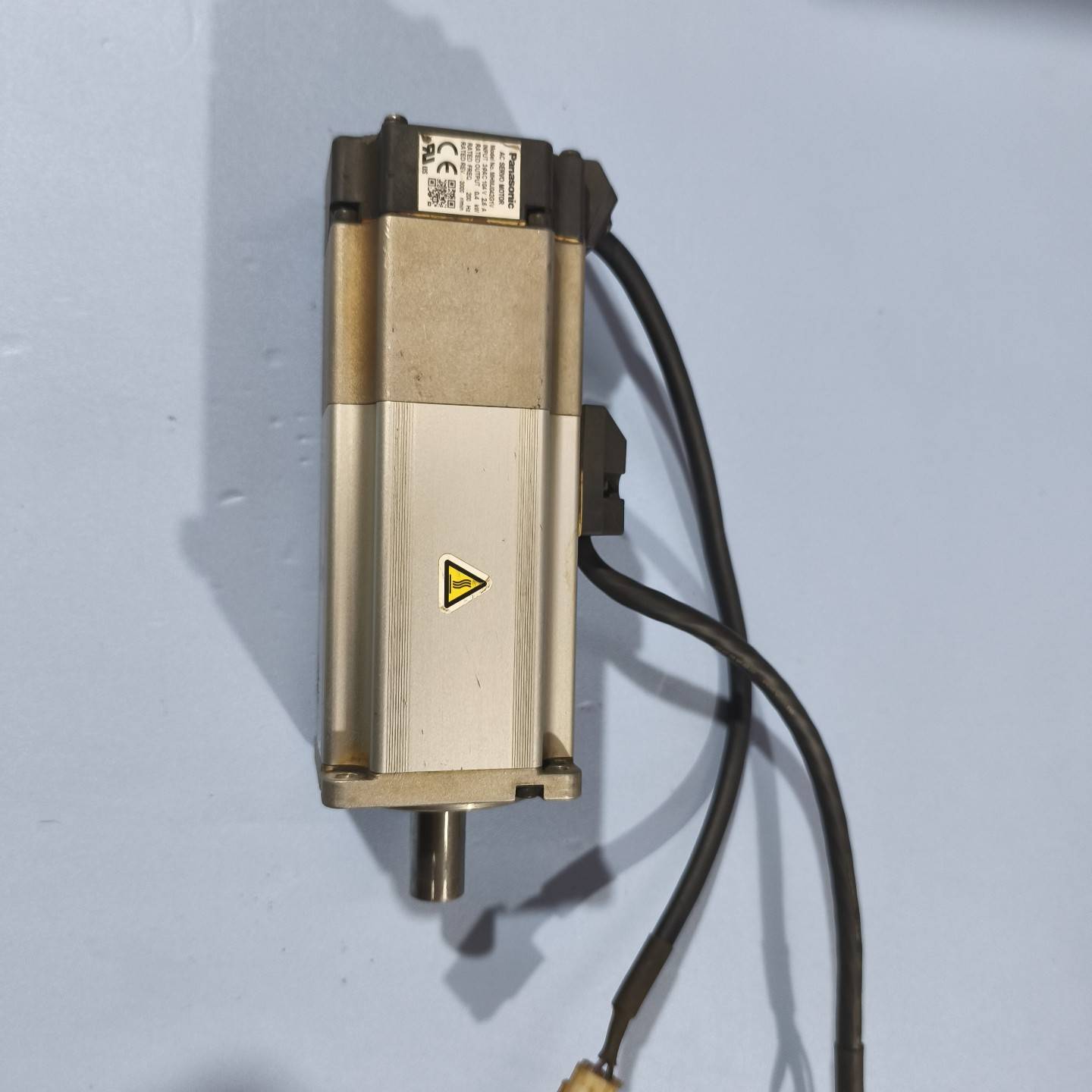 询价购-松下mhmj042g1v，400w电机，功能正常，关