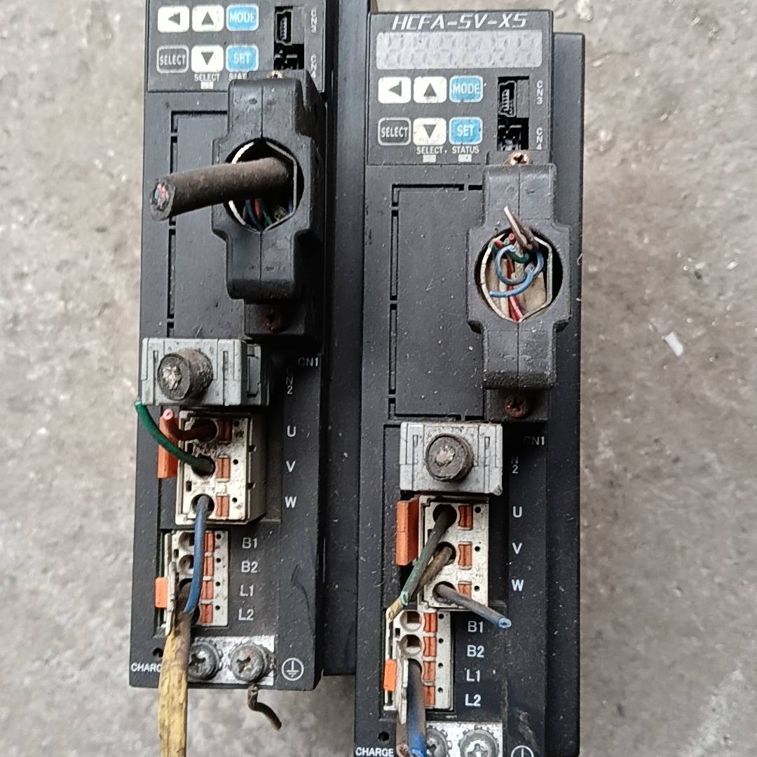 询价购-拆机X5DA40A-11禾川/三协伺服驱动器两台