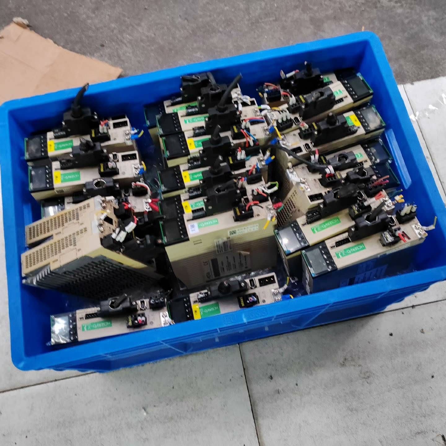 询价购-禾川100W驱动器，SV-X3DA010A-D，实图拍摄