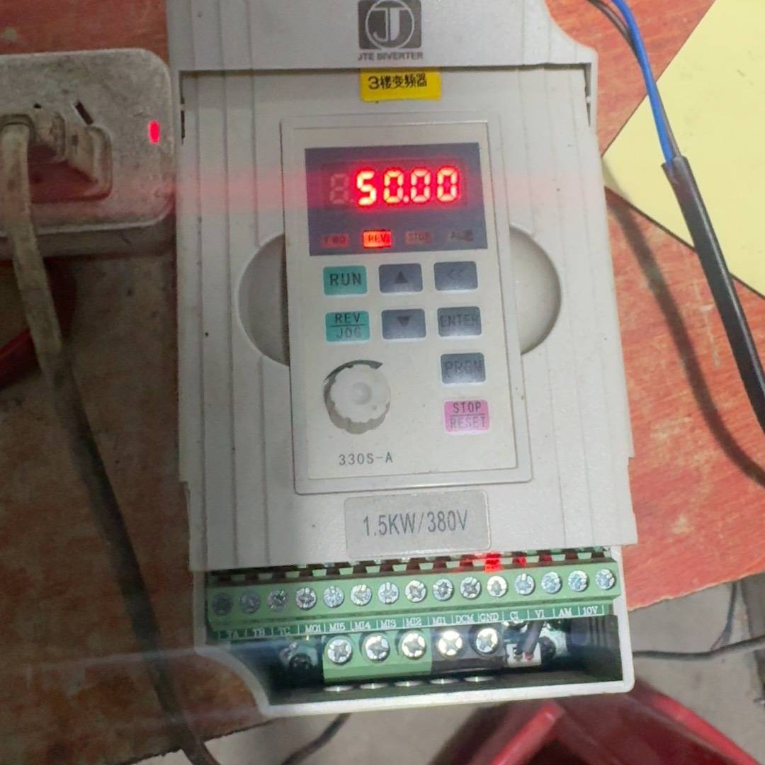 询价购-1.5kw，380v广州金田变频器jte320s v0015