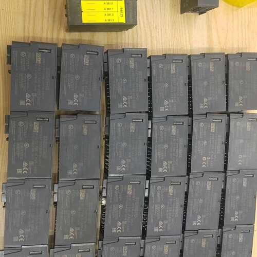 议价~6ES7138-4FA05-0AB0~可维修
