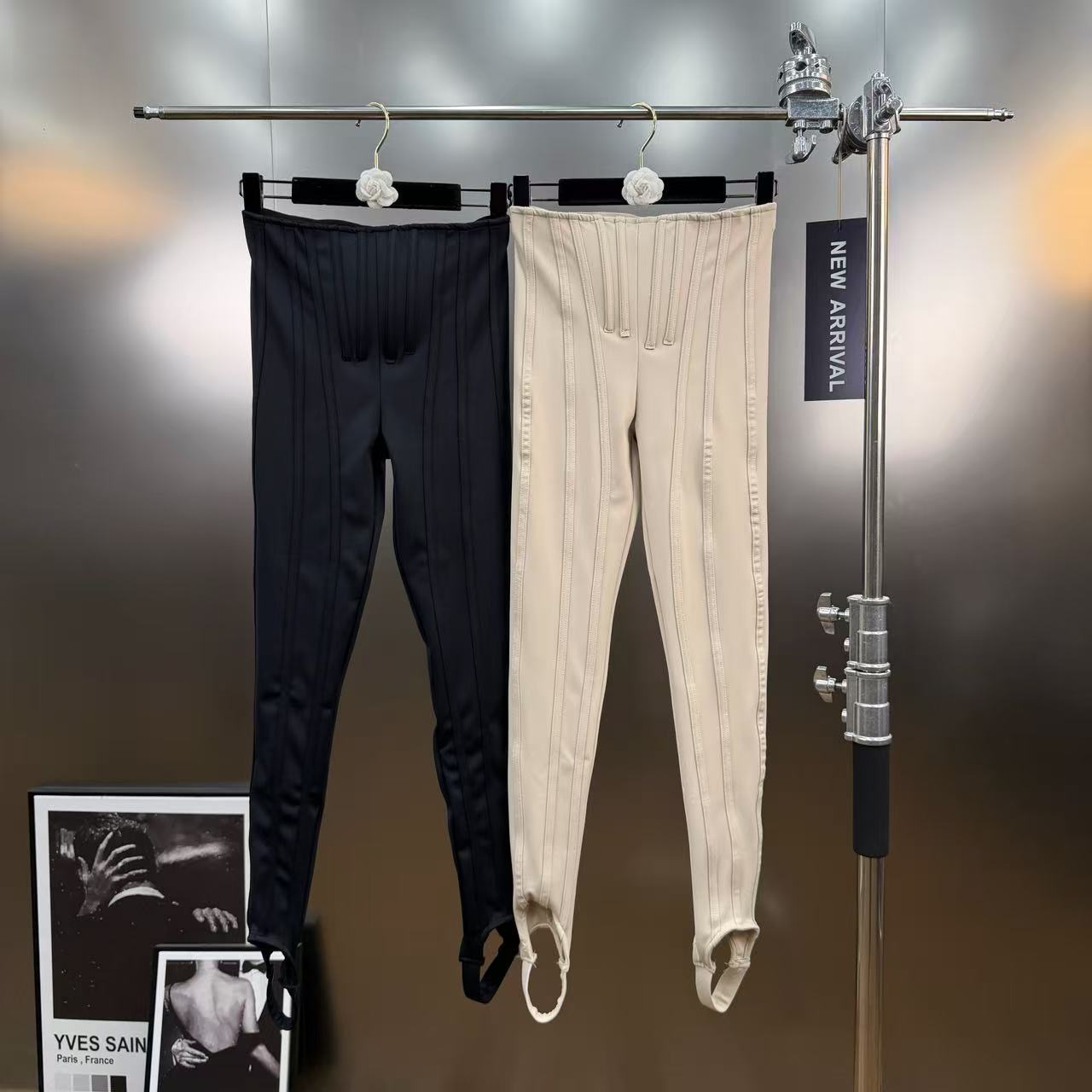 柚子mm2026年春季高腰鱼骨收腰显瘦踩脚打底提臀设计感小众瘦瘦裤