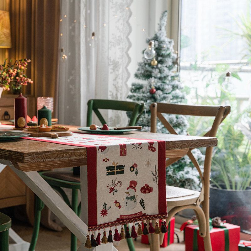 Christmastablerunner