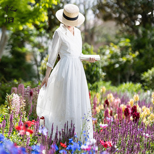 桑蚕丝连衣裙女夏季 刺绣白裙子2025新款 区 收腰白色长裙 258元