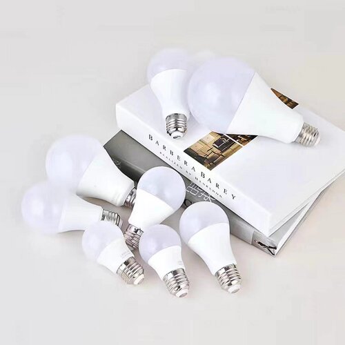 led灯泡e27螺口节能灯泡9W15W20W瓦家用照明暖黄白光源球泡