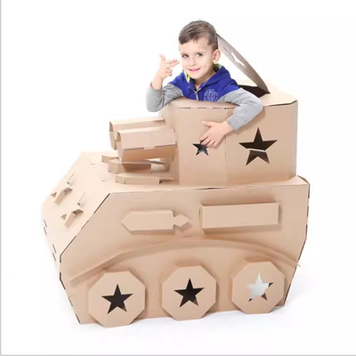 可穿戴纸板坦克纸壳大飞机模型