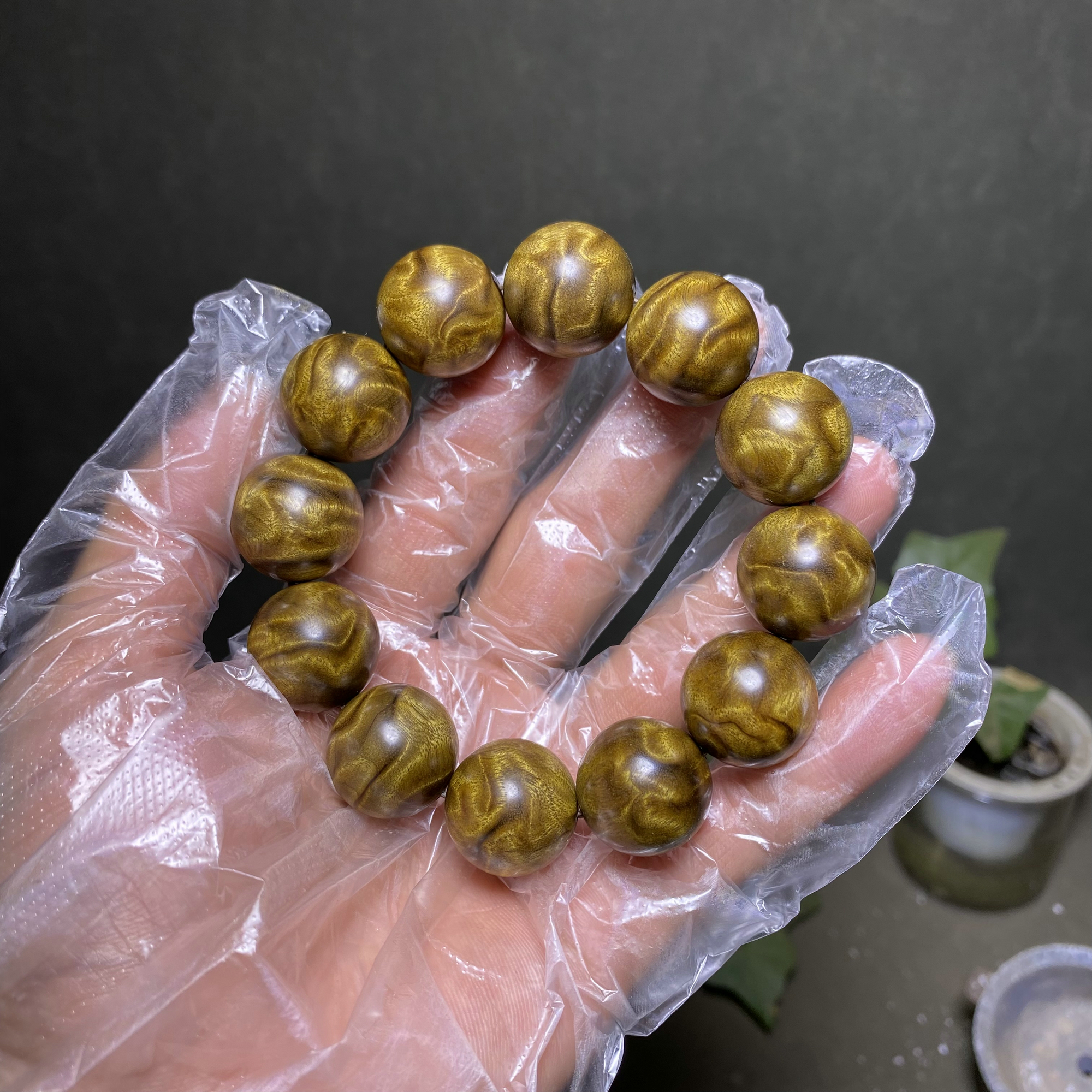 金丝楠木手串葡萄瘤龙胆水波闪电