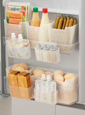冰箱侧门收纳盒内侧悬挂日式调料包厨房冷藏壁挂整理小隔板置物盒