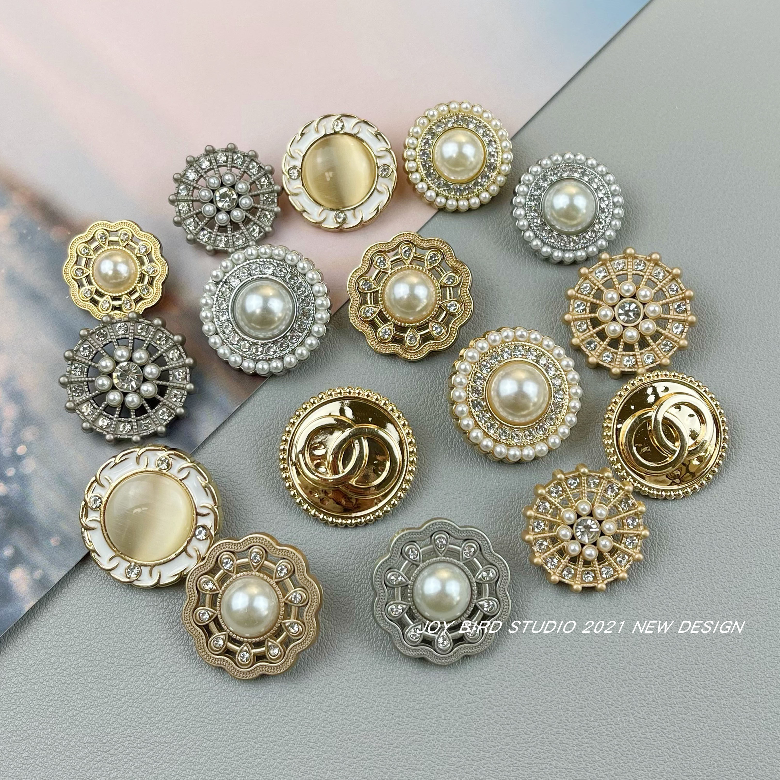 新款镶钻珍珠组合金属纽扣小香风缕空花朵扣子女士外套西服大衣扣