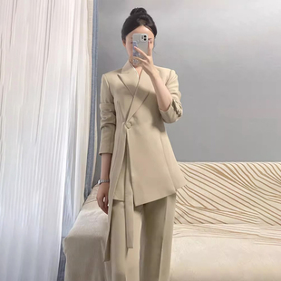 米杏色工作服职业气质女播音主持艺考正装套装大学生轻职场西装秋