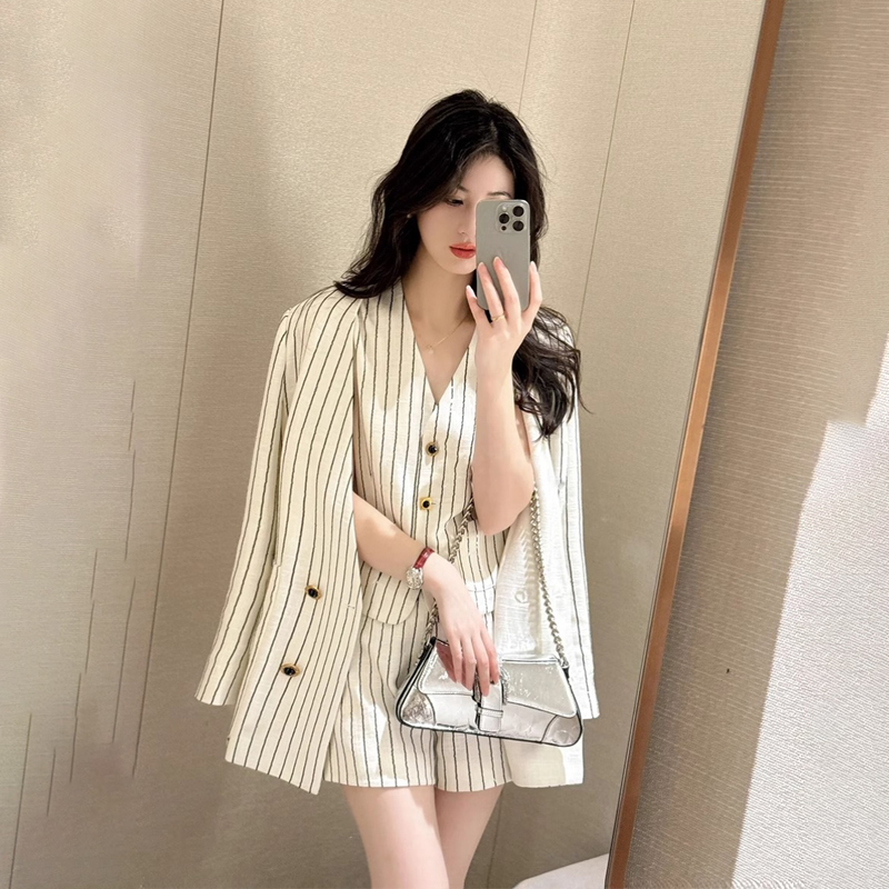 麻料条纹西装夏装小香风棉麻亚麻高端马甲短裤套装女时尚洋气时髦