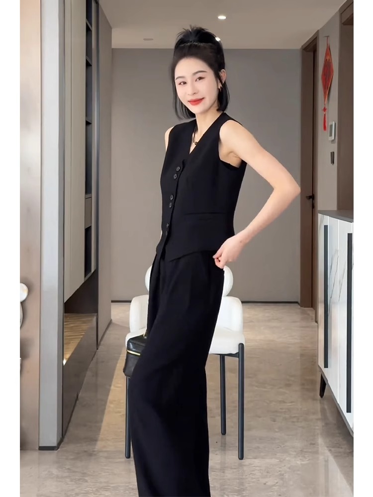 黑色无袖小香风马甲阔腿裤时尚套装女款2025新款夏季马夹外穿通勤