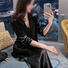 黑色高级感西装外套女夏薄款配裙子显瘦松紧缎面七分袖西服防晒衫