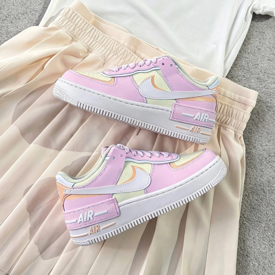 耐克AF1女款厚底双勾板鞋