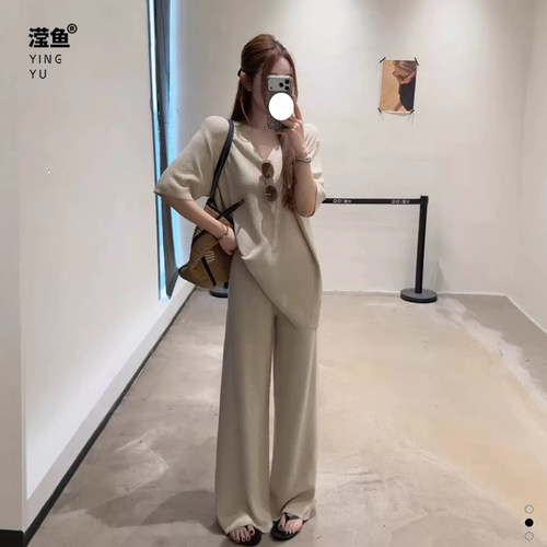 麦希1032大码V领针织套装女