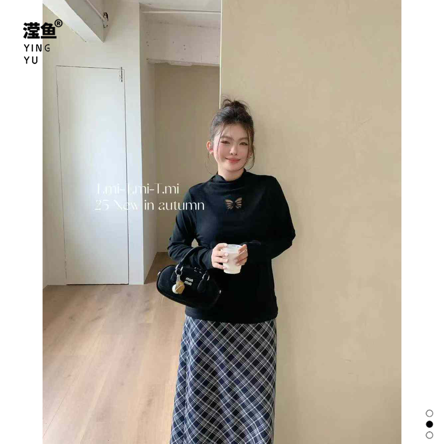 极简风长袖半高领T恤修身气质