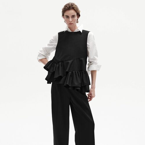 VERSELET黑色花苞羊毛修身上衣