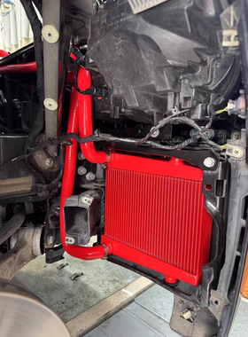 SnowTech加大中冷左右副水箱降低进气温度适用宝马G42 M240 B58