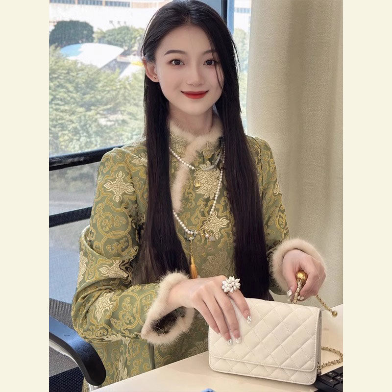 新中式国风女装高端绿色提花盘扣外套冬季今年流行高级感唐装上衣