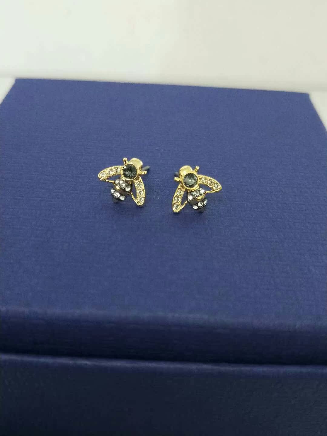 聯保 施華洛世奇專柜正品金色小蜜蜂耳釘5429351