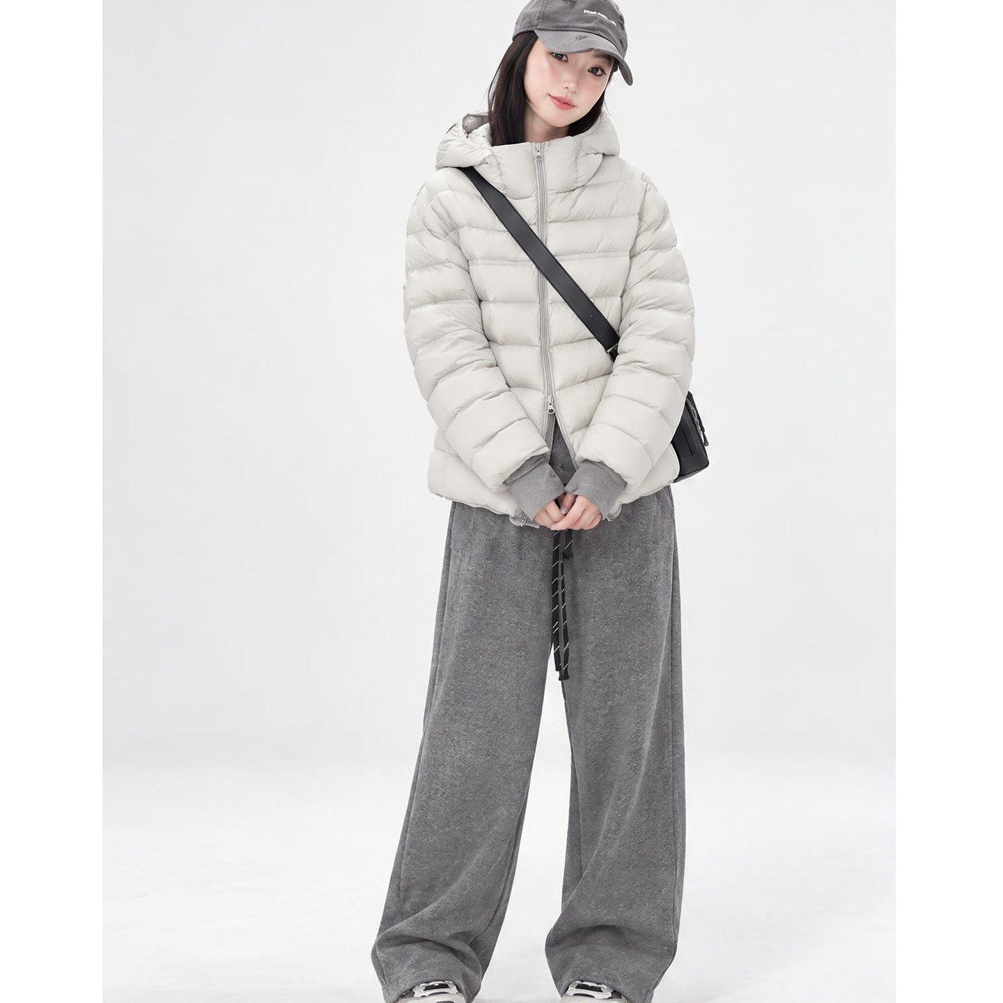 【送运费险】韩版短款连帽棉服女