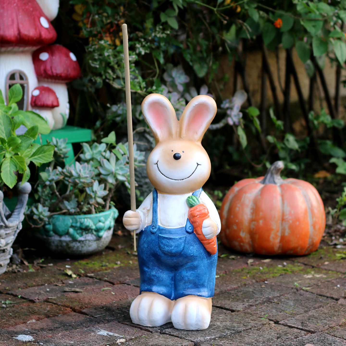兔子拿蚊香花园装饰户外摆件