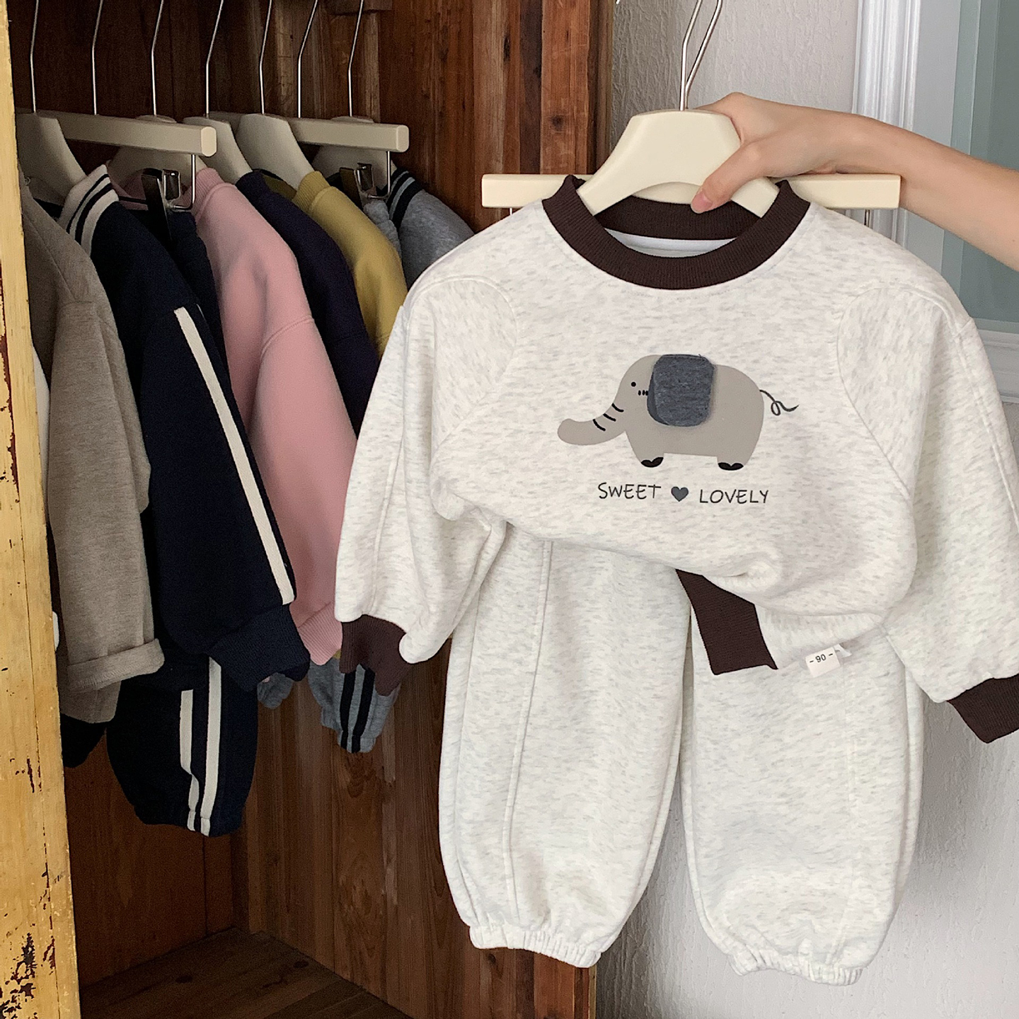 小童可爱卡通印花卫衣两件套2025春秋宝宝休闲运动服韩版儿童套装