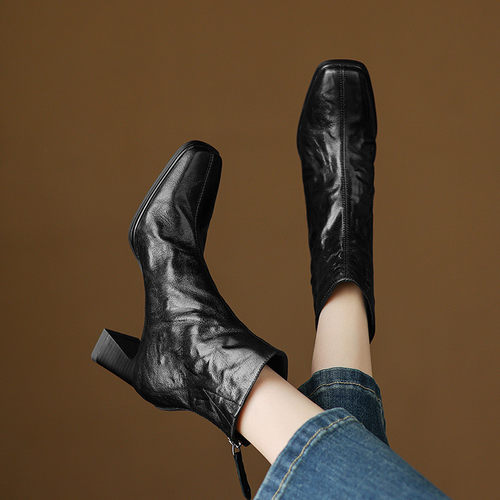 方头粗跟橡胶胶粘工艺冬季时装靴