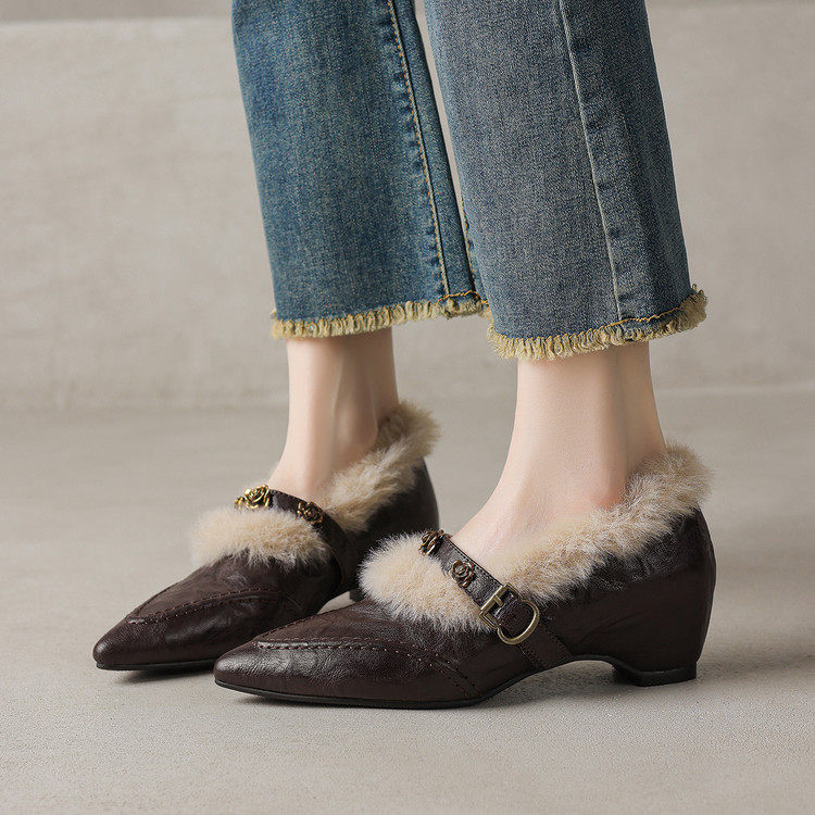 尖头粗跟橡胶胶粘工艺人造长毛绒乐福鞋（豆豆鞋）,女鞋,乐福鞋（豆豆鞋）,淘宝优惠券,粉丝福利购,淘宝优惠卷