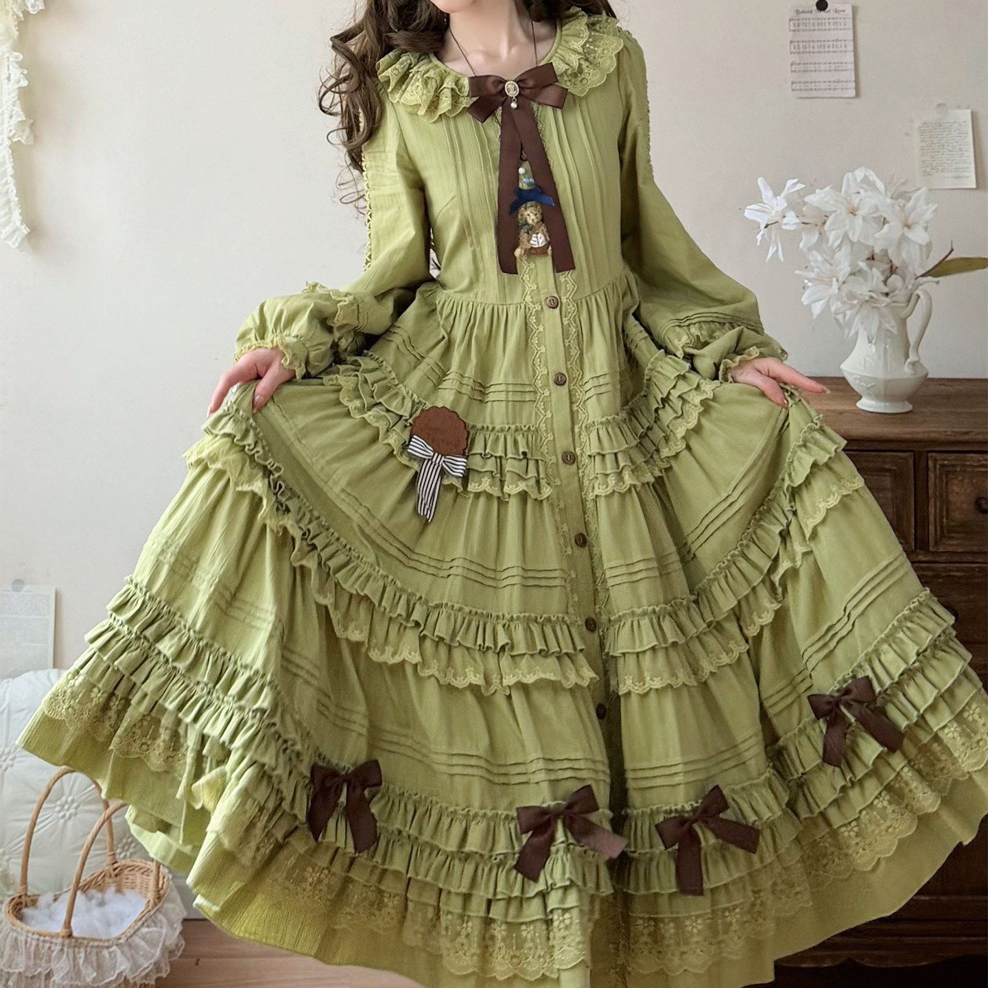 定金慢团 塔莎的花园 OP秋香绿全开襟CLA叠叠裙超重工森系复古,模玩/动漫/周边/娃圈三坑/桌游,lolita/洛丽塔定制,淘宝优惠券,粉丝福利购,淘宝优惠卷