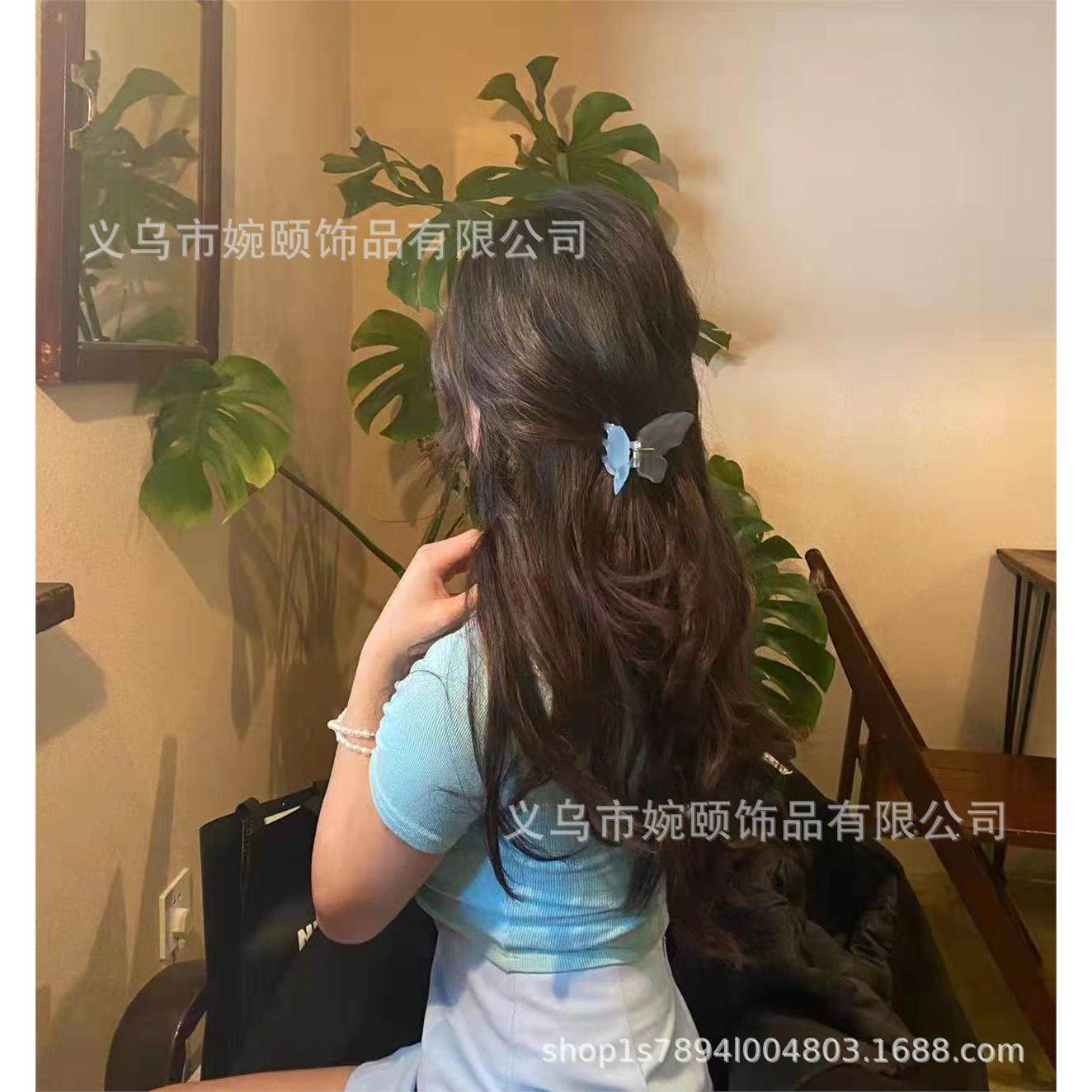 早春ins风蝴蝶发夹磨砂果冻招蜂引蝶抓夹韩国优雅气质鲨鱼夹头饰